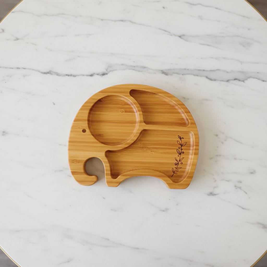 Wooden bamboo elephant-shaped tray