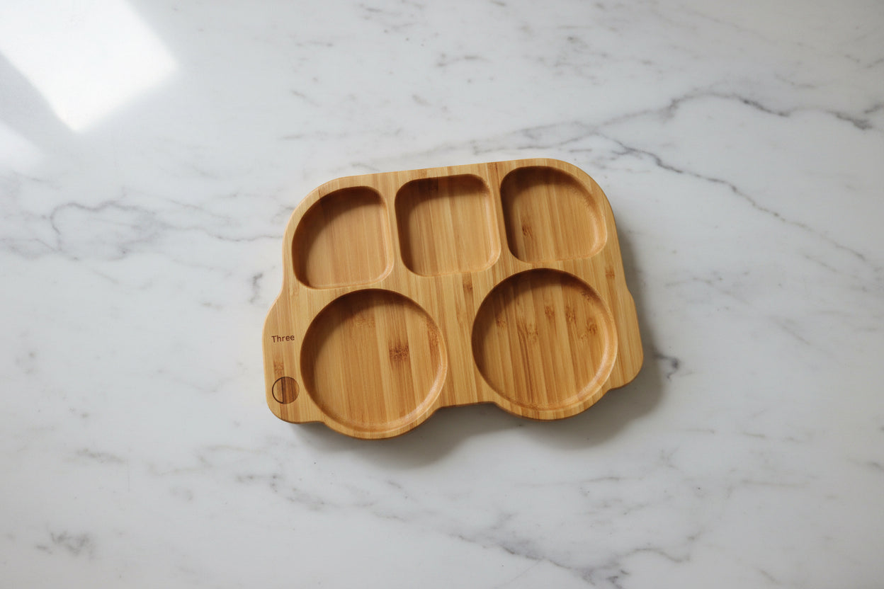 Wooden tray with five compartments 