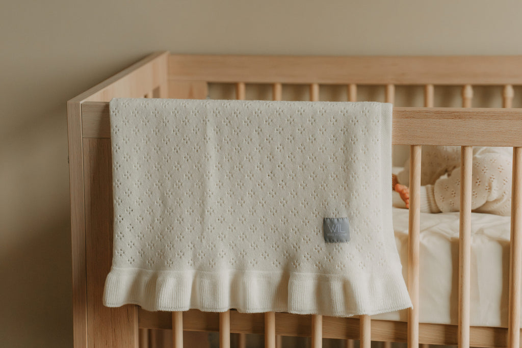 Merino Wool Blanket & Bonnet - Flower