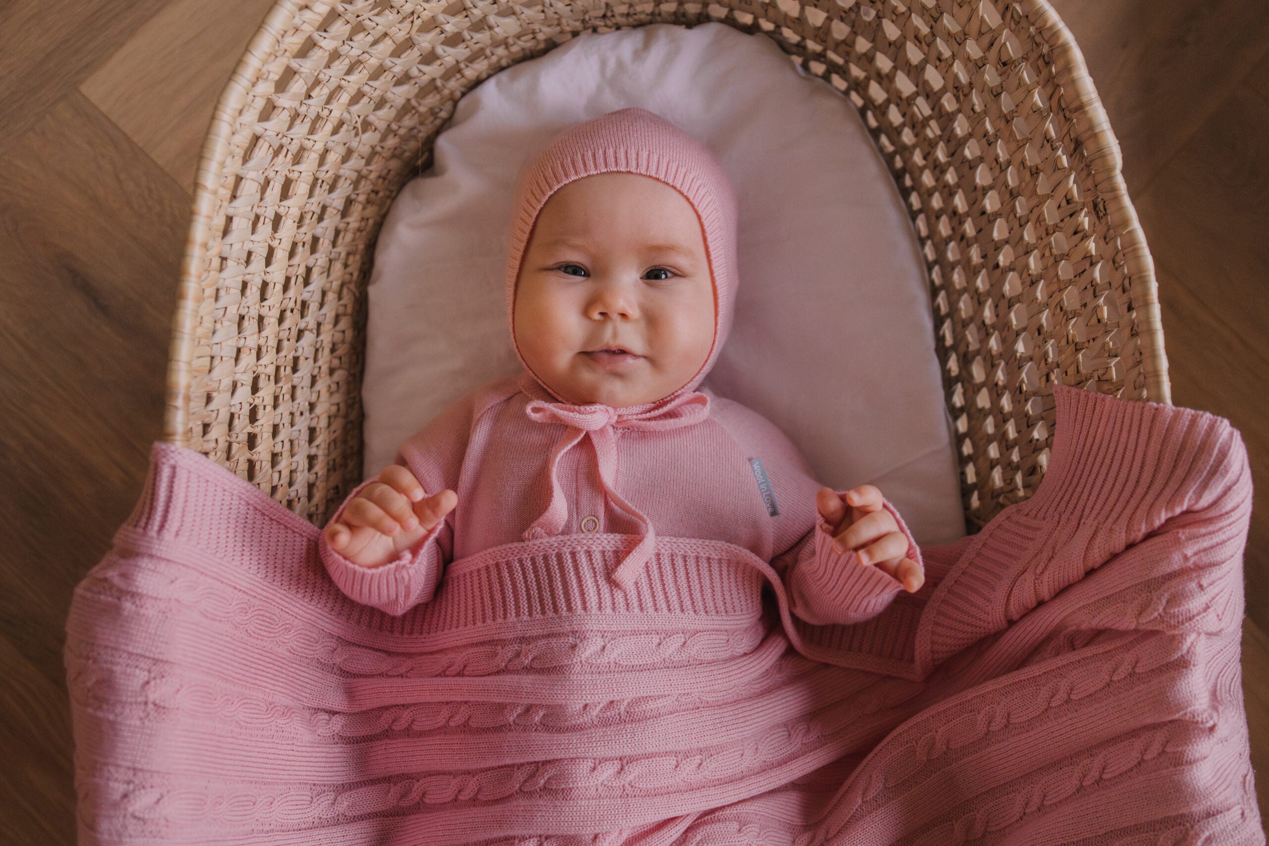 Merino Wool Blanket & Bonnet - Fishbone