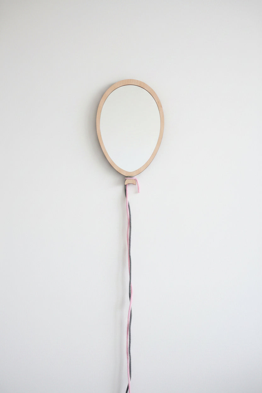 Kids Room Balloon Mirror – Child-Friendly Acrylic & Wood
