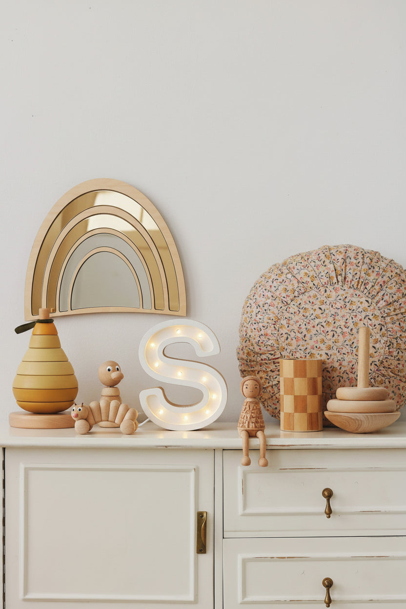 Kids Room Rainbow Mirror – Child-Friendly Acrylic & Wood
