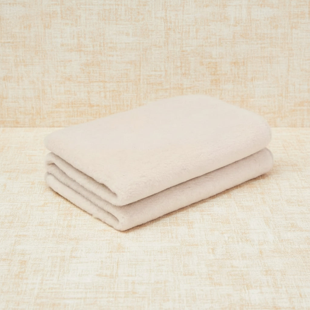 Wool Blanket - White - 93x135cm