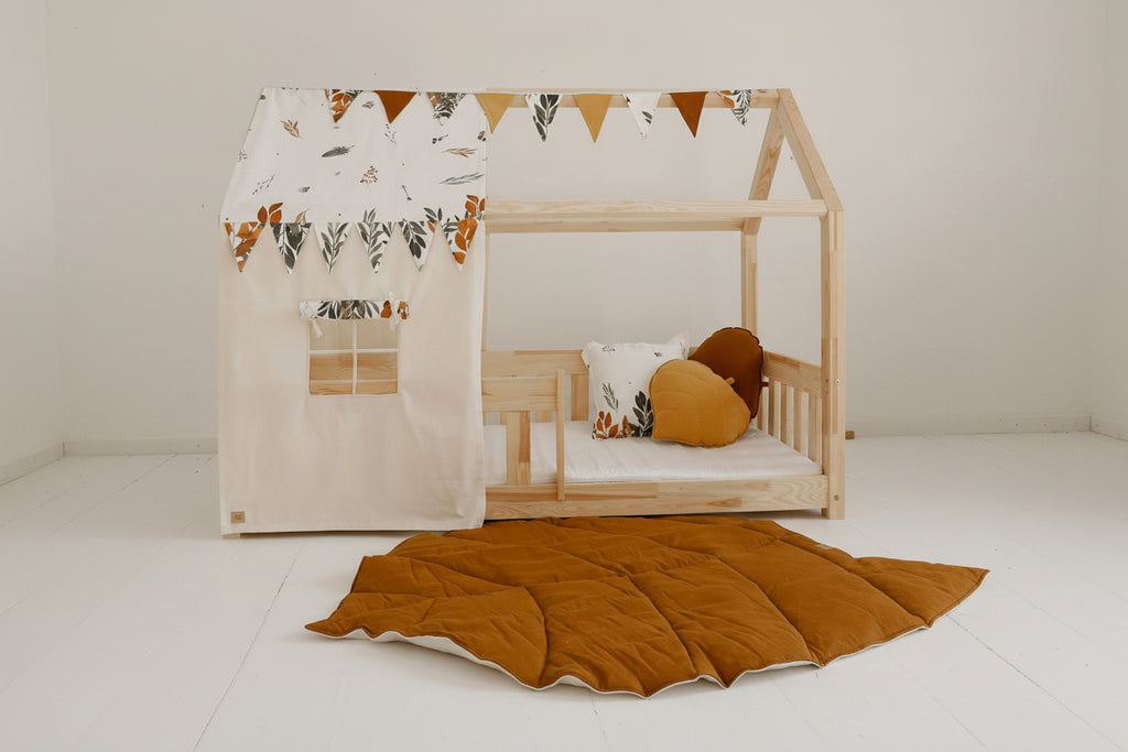 Organic Cotton and Linen Leaf Playmat - Caramel