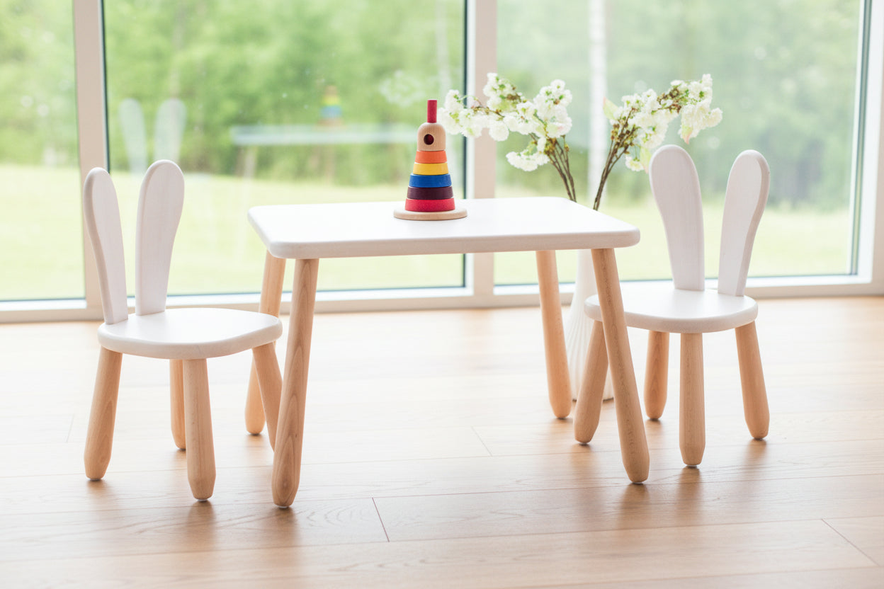 Table and 2 chair set - Bunny